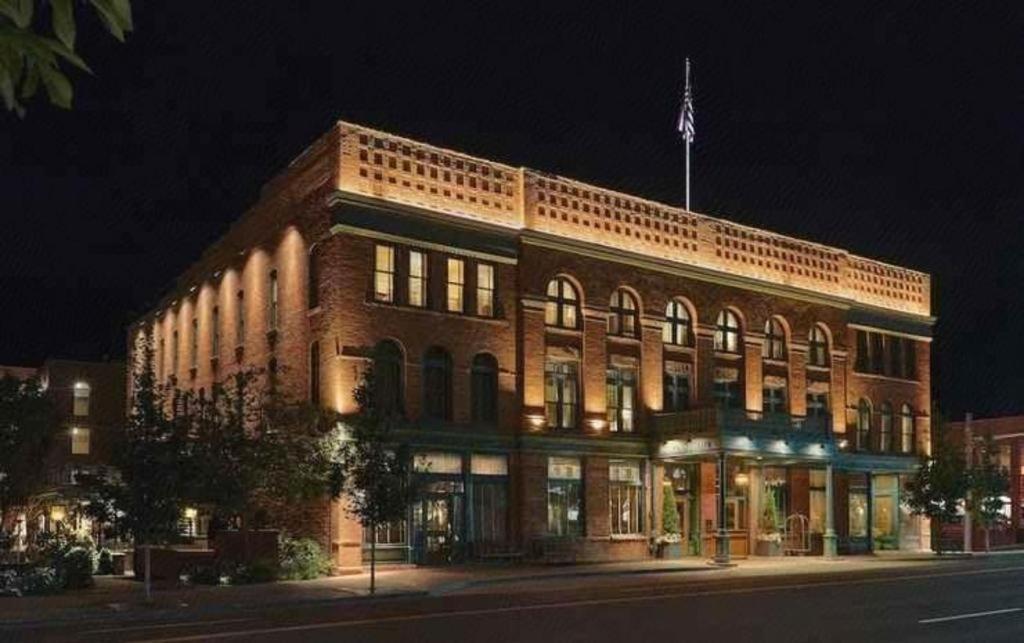 Hotel Jerome, An Auberge Resort Aspen Extérieur photo