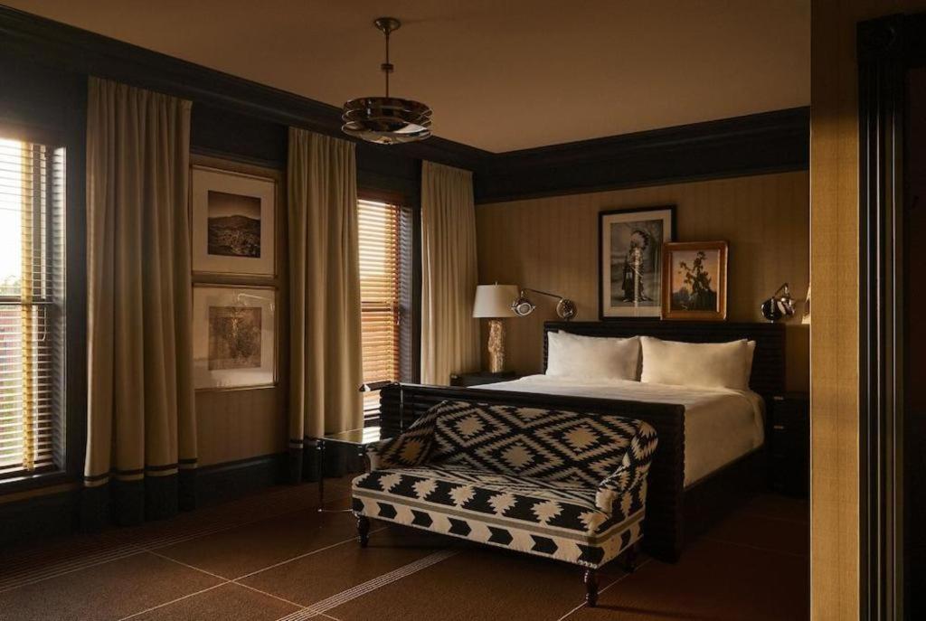 Hotel Jerome, An Auberge Resort Aspen Extérieur photo