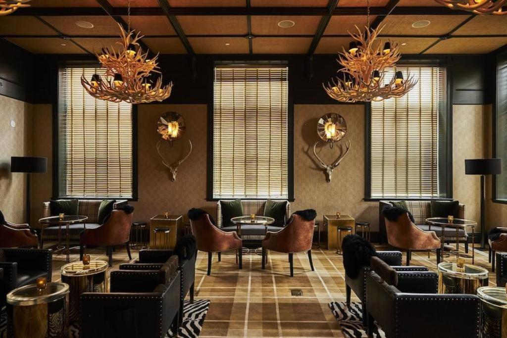 Hotel Jerome, An Auberge Resort Aspen Extérieur photo